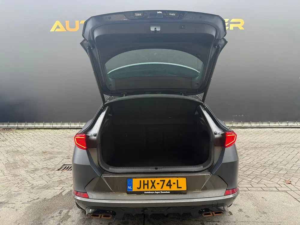 Cupra Formentor 1.4 e-Hybrid VZ Copper Edition uit 2023, foto 12