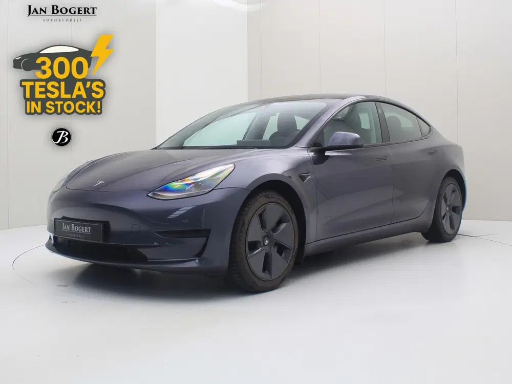 Tesla Model 3 Standard RWD Plus UPGRADE 95.7% SoH [ TREK uit 2023