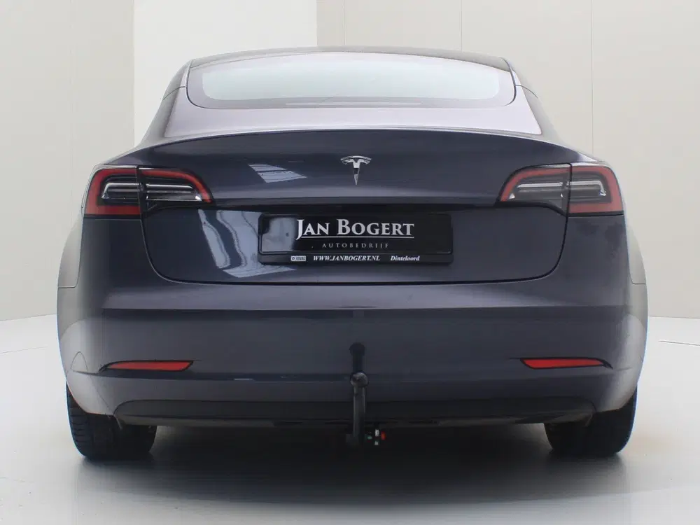 Tesla Model 3 Standard RWD Plus UPGRADE 95.7% SoH [ TREK uit 2023, foto 6