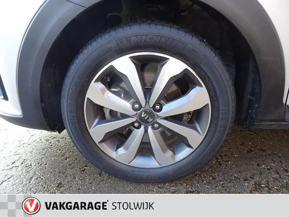 Kia Stonic 1.0 T-GDi MHEV Dynamic Plus Line uit 2020, foto 6