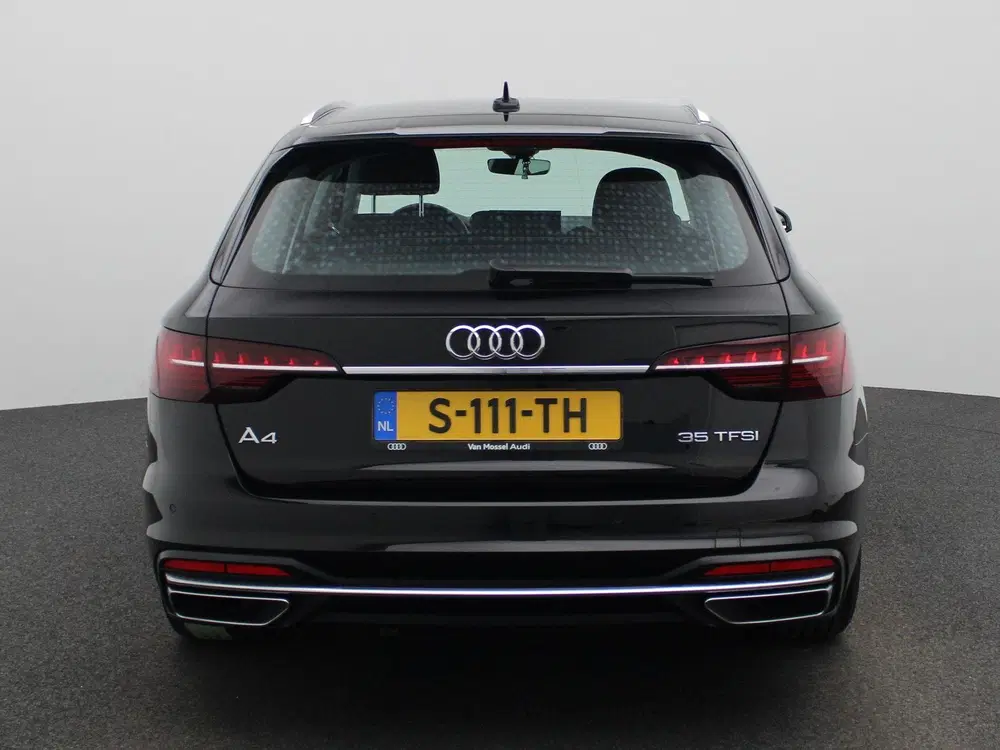 Audi A4 35 TFSI Advanced Edition uit 2023, foto 5