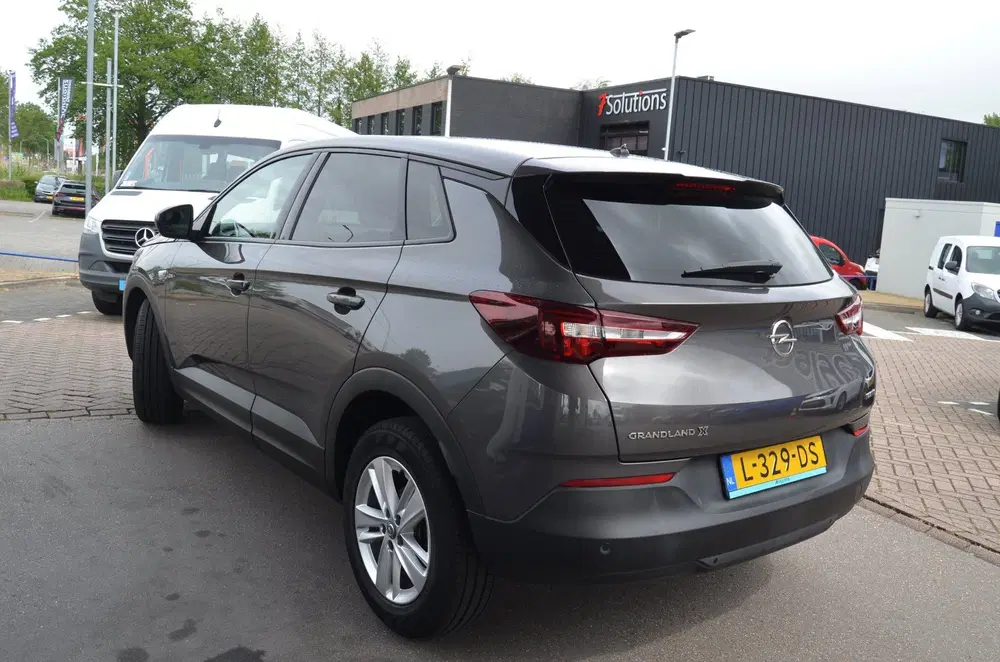 Opel Grandland 1.2 Turbo Edition uit 2021, foto 4
