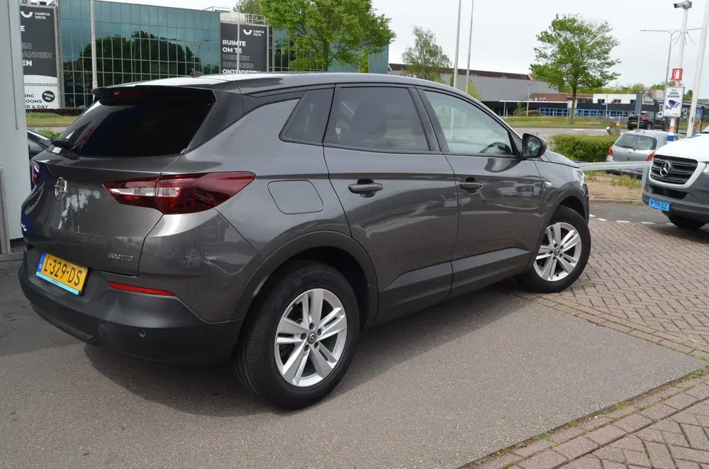 Opel Grandland 1.2 Turbo Edition uit 2021, foto 5