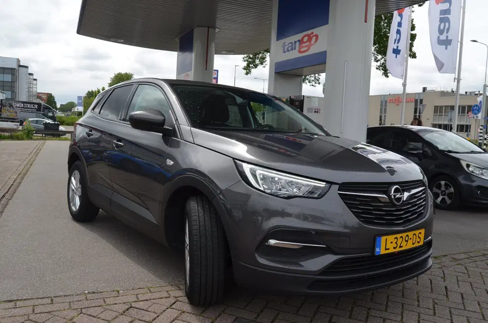Opel Grandland 1.2 Turbo Edition uit 2021, foto 6