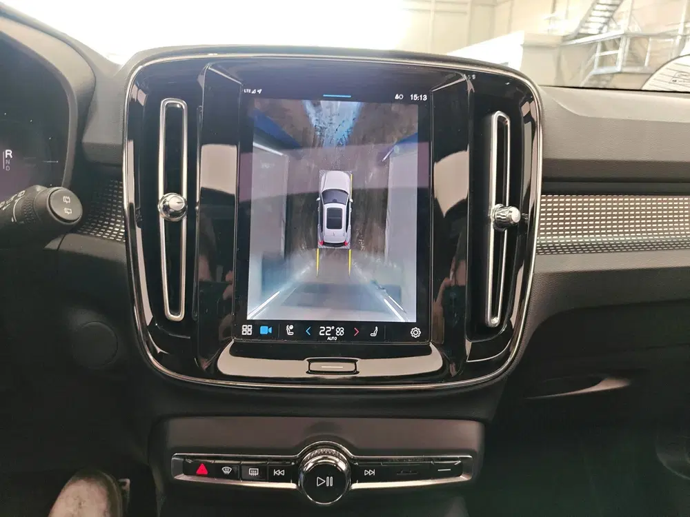 Volvo XC40 78kWh 408pk Recharge Twin Pro uit 2021, foto 13