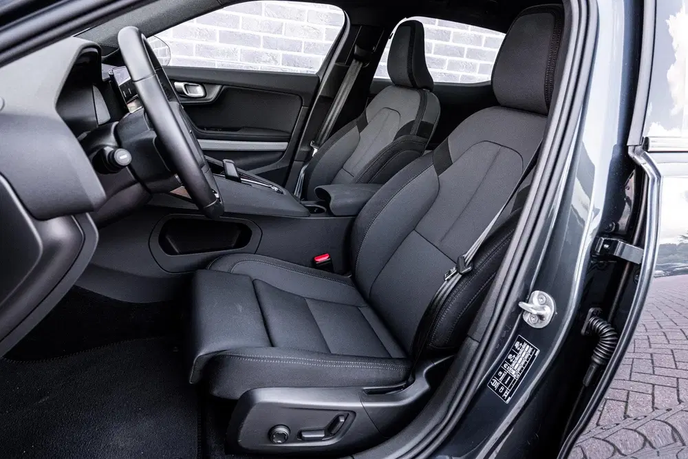 Polestar 2 Long Range Single Motor Plus 82 kWh uit 2025, foto 6