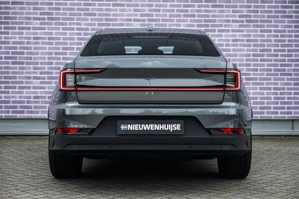 Polestar 2 Long Range Single Motor Plus 82 kWh uit 2025, foto 10