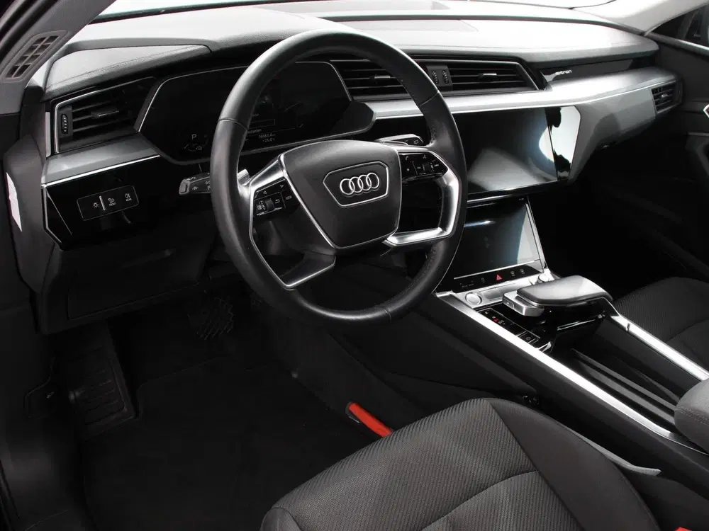 Audi e-tron e-tron 50 quattro Launch edition SOH 92 uit 2020, foto 2