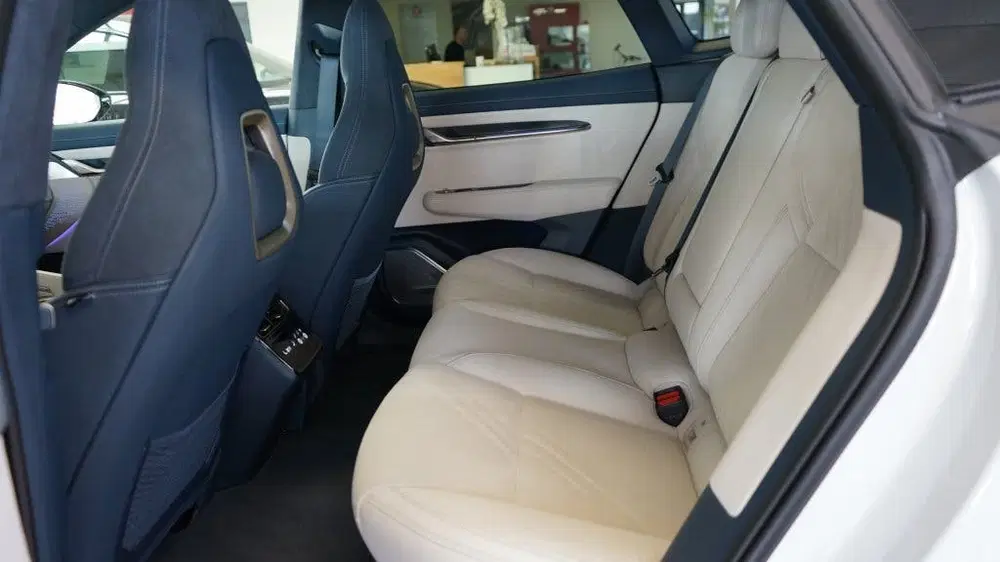 Zeekr 001 AWD Privilege uit 2023, foto 4