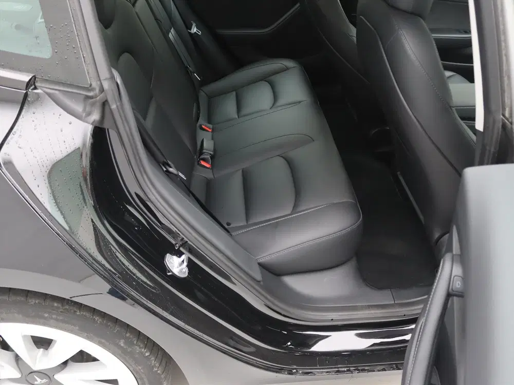 Tesla Model 3 Standard RWD Plus UPGRADE 93.7% SoH [ TREK uit 2023, foto 15