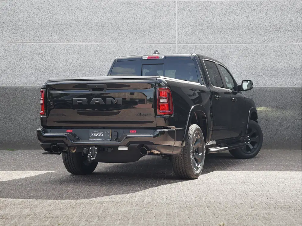 Dodge RAM 3.0L SST 420pk Big Horn Night CrewCab 4x4 uit 2024, foto 2