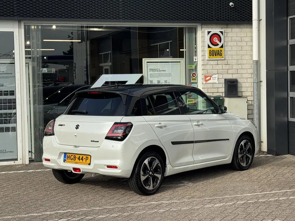 Suzuki Swift 1.2 Style Smart Hybrid Automaat uit 2025, foto 10