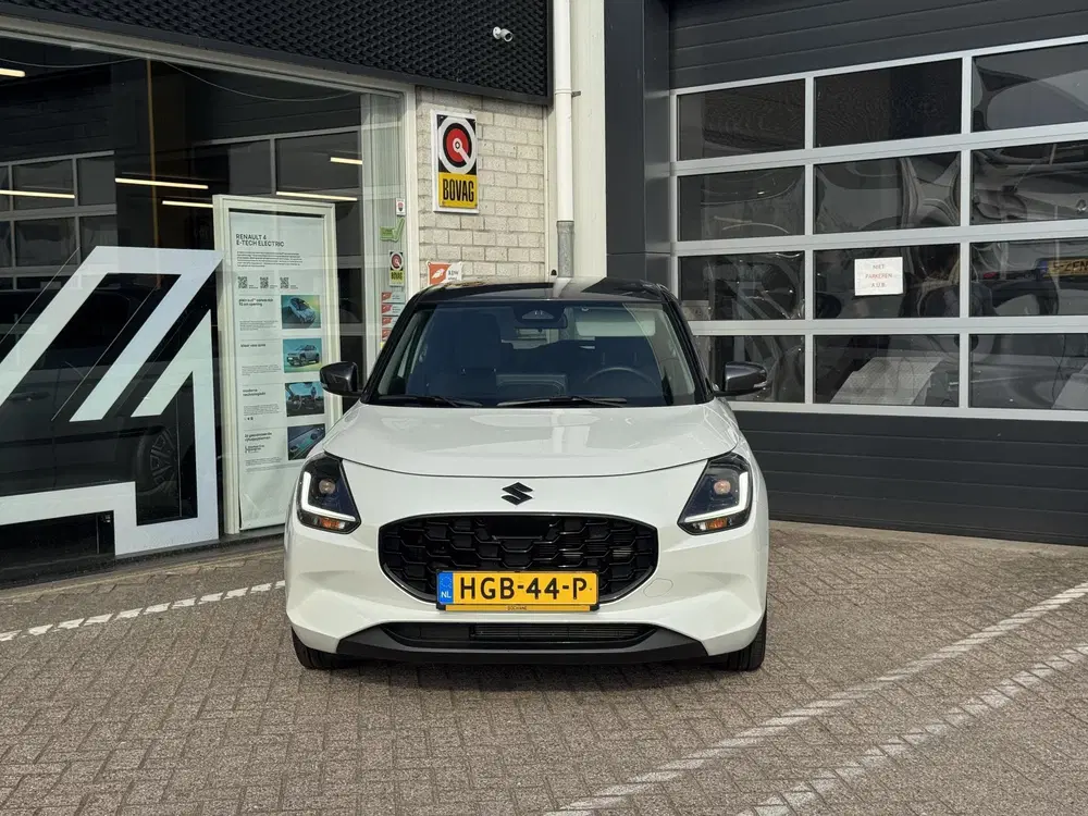 Suzuki Swift 1.2 Style Smart Hybrid Automaat uit 2025, foto 9