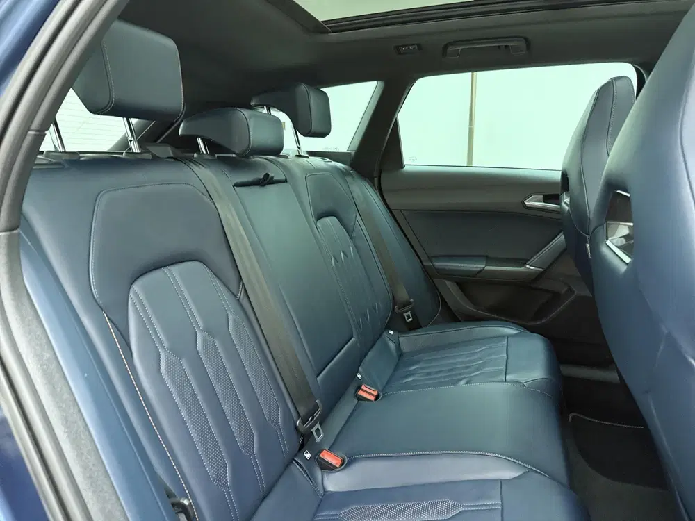 Cupra Leon 1.4 e-Hybrid VZ Copper Edition uit 2021, foto 13