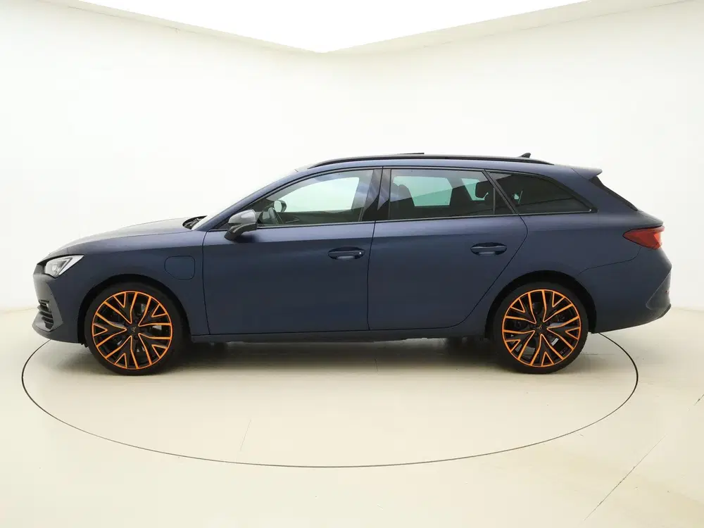 Cupra Leon 1.4 e-Hybrid VZ Copper Edition uit 2021, foto 2