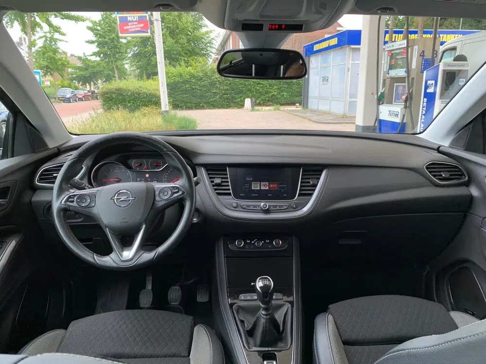 Opel Grandland 1.2 Turbo Executive CARPLAY-NAVI-LED-TREKH uit 2019, foto 15