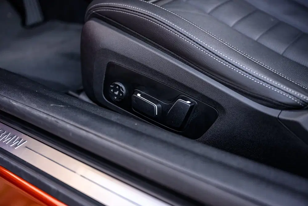 BMW 4-serie 420i High Executive uit 2024, foto 15