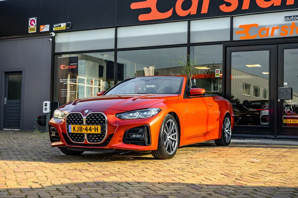 BMW 4-serie 420i High Executive uit 2024, foto 4