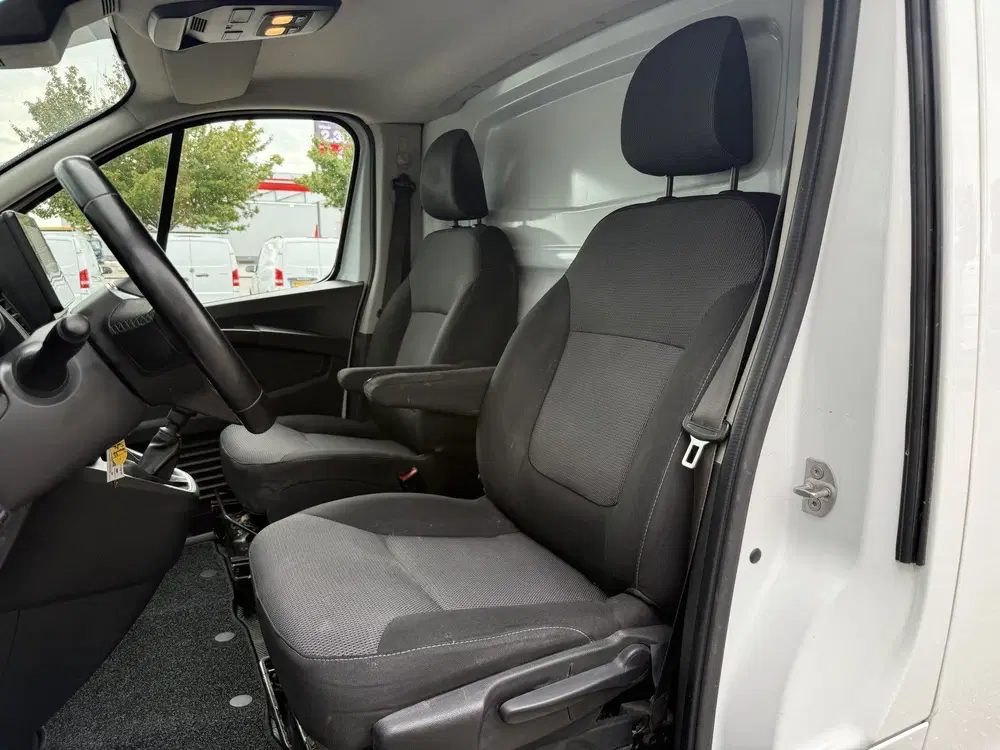 Renault Trafic 2.0 dCi 130 T30 L2H1 Work Edition uit 2023, foto 10