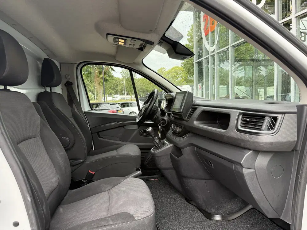 Renault Trafic 2.0 dCi 130 T30 L2H1 Work Edition uit 2023, foto 12
