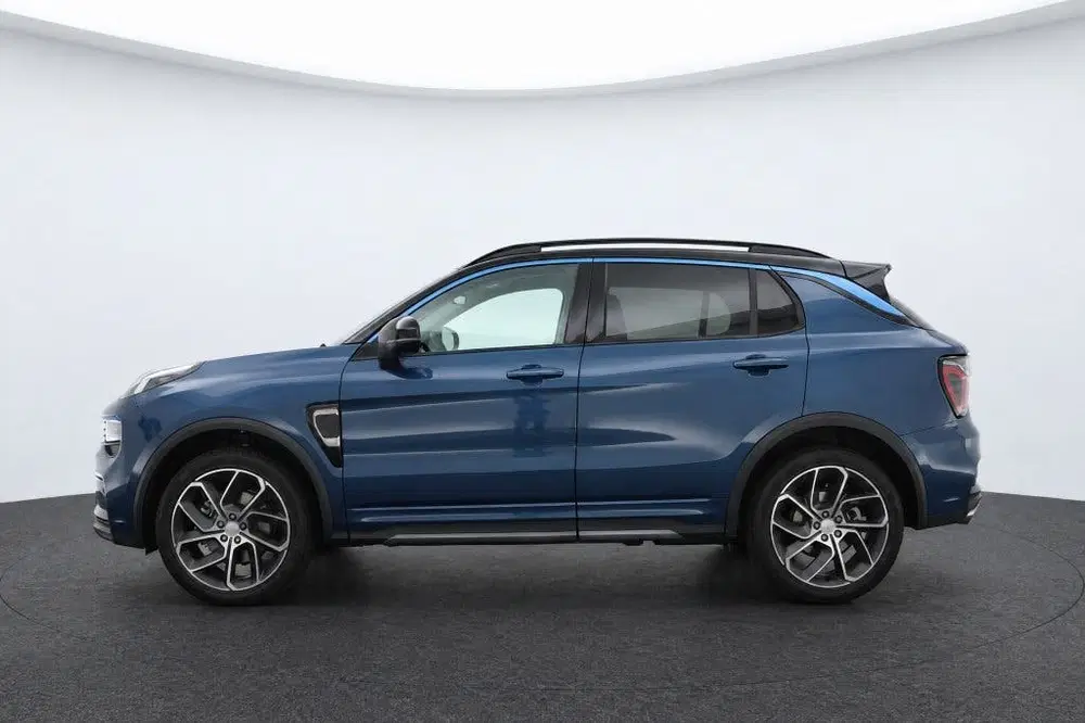 Lynk & Co 01 1.5 PHEV 262PK Stuurverwarming uit 2025, foto 2