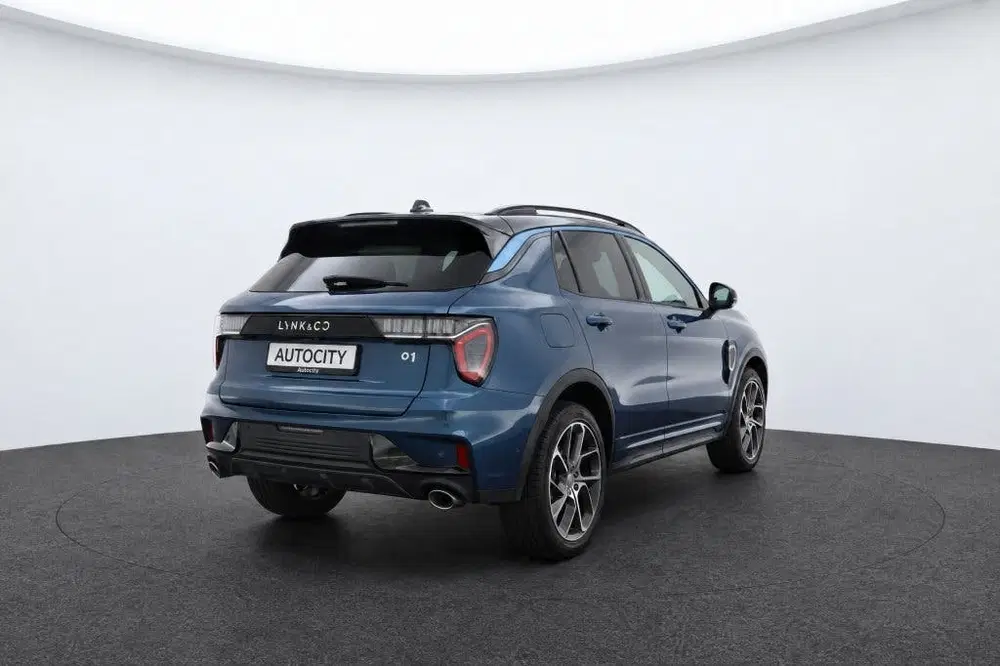 Lynk & Co 01 1.5 PHEV 262PK Stuurverwarming uit 2025, foto 5