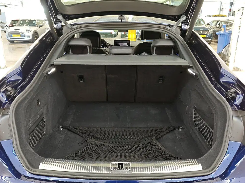 Audi A5 35 TFSI 150pk Automaat S Edition uit 2022, foto 15