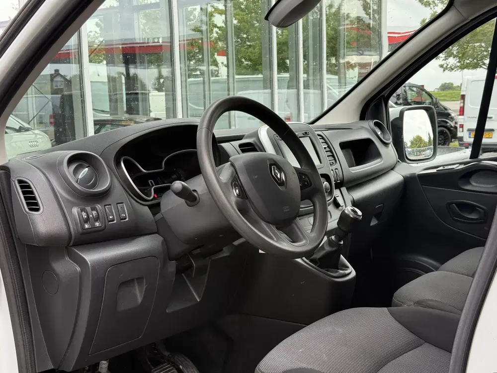Renault Trafic 2.0 dCi 120 T29 L2H1 Work Edition uit 2021, foto 11