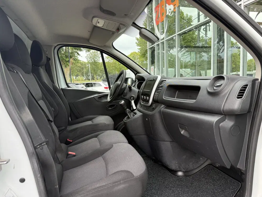 Renault Trafic 2.0 dCi 120 T29 L2H1 Work Edition uit 2021, foto 12