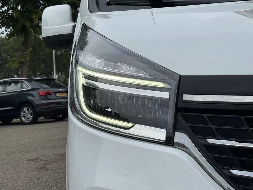 Renault Trafic 2.0 dCi 120 T29 L2H1 Work Edition uit 2021, foto 7