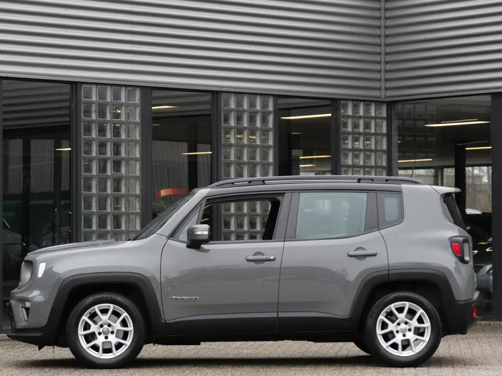 Jeep Renegade 1.3T LIMITED uit 2021, foto 3