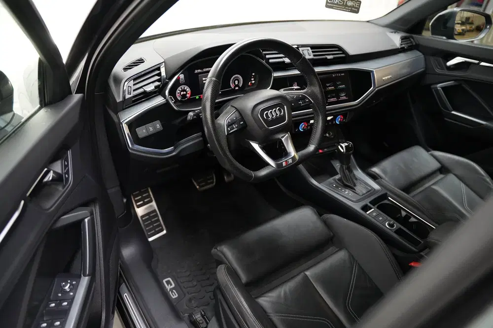 Audi Q3 40 TFSI quattro 2x S LINE PANO VIRTUAL LEE uit 2019, foto 12