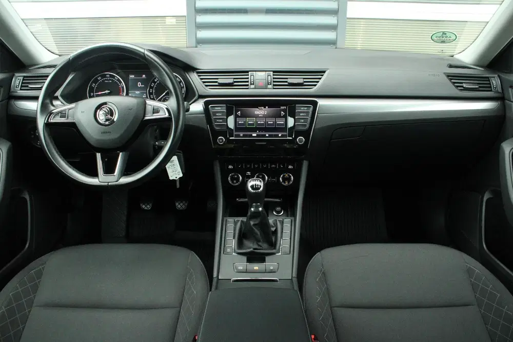 Skoda Superb 1.5 TSI 150pk Ambition uit 2019, foto 5