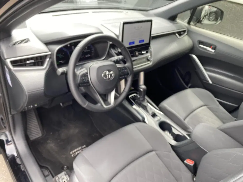 Toyota Corolla Cross Hybrid 140 Style Dodehoekdetectie uit 2025, foto 15
