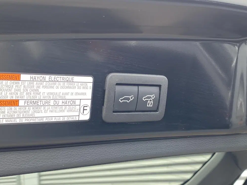 Toyota Corolla Cross Hybrid 140 Style Dodehoekdetectie uit 2025, foto 9