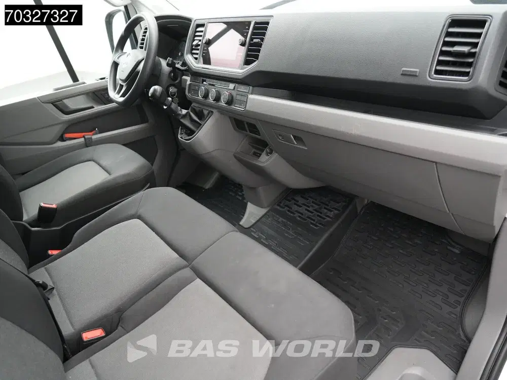 Volkswagen Crafter 140pk Laadklep Zijdeur Bakwagen Navi Airc uit 2022, foto 15
