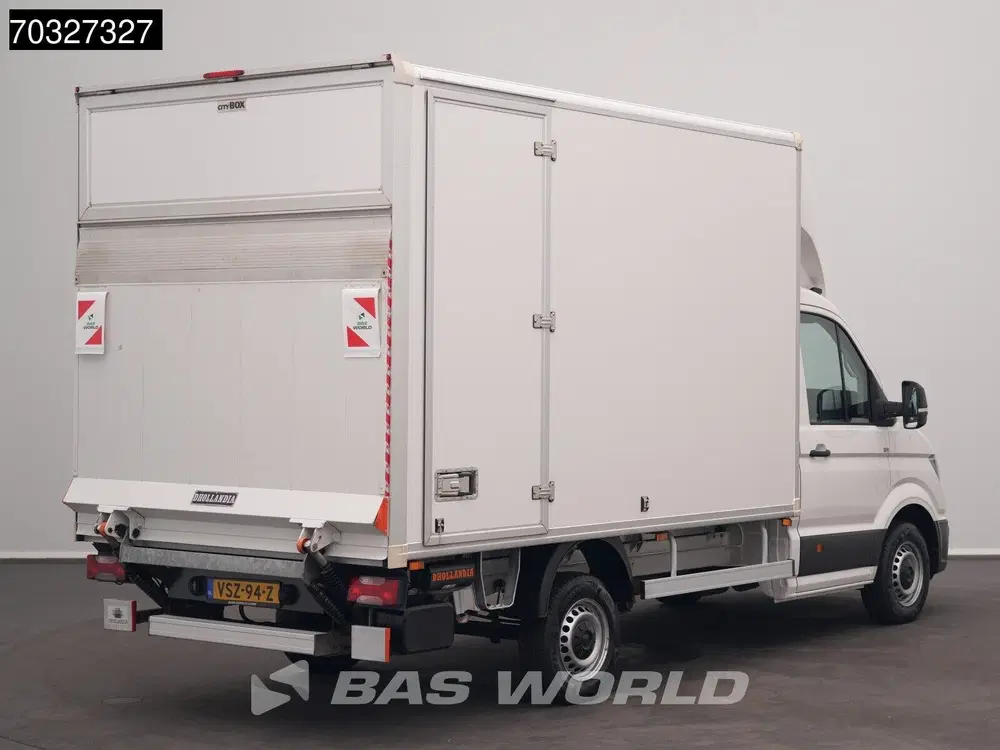 Volkswagen Crafter 140pk Laadklep Zijdeur Bakwagen Navi Airc uit 2022, foto 2