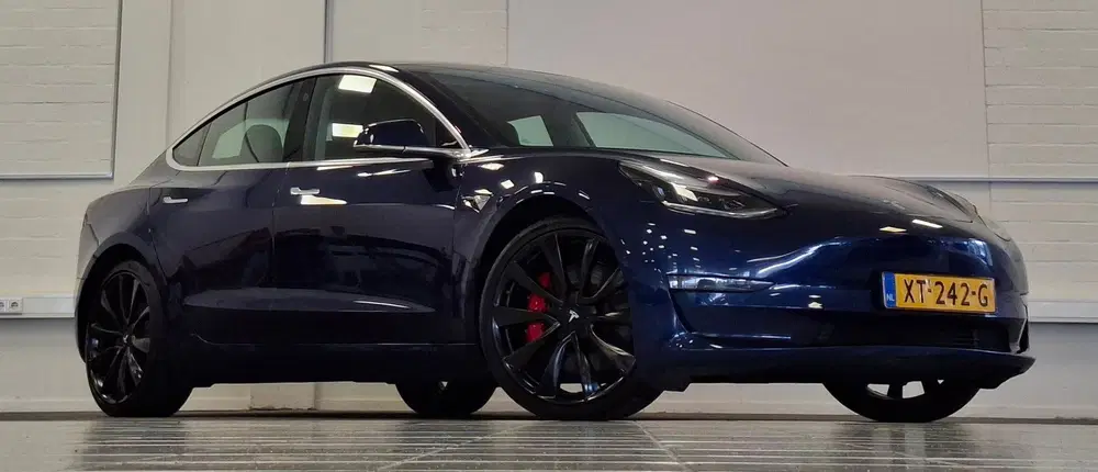 Tesla Model 3 Performance AWD 75 kWh 463PK SOH 83 uit 2019, foto 3