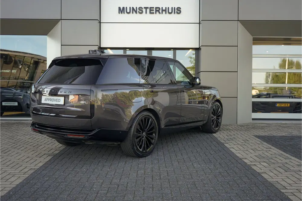 Land Rover Range Rover 4.4 P530 First Edition MHEV uit 2022, foto 2