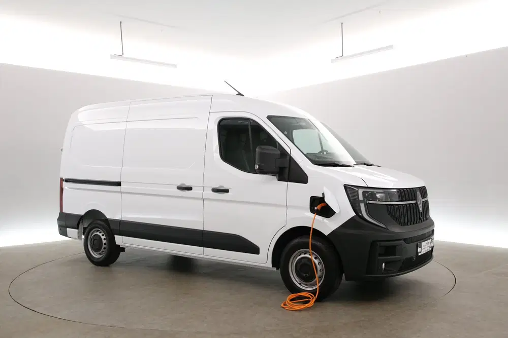 Renault Master E-Tech 3.5t Long Range 87 kWh L2H2 uit 2026, foto 6