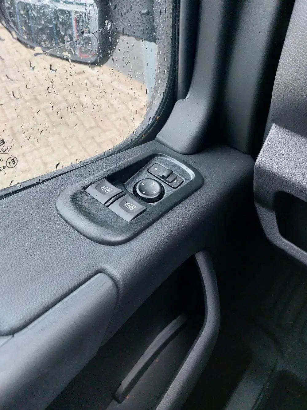 Renault Master T35 2.3 dCi 150 L3H2 Energy Work Edition uit 2023, foto 13