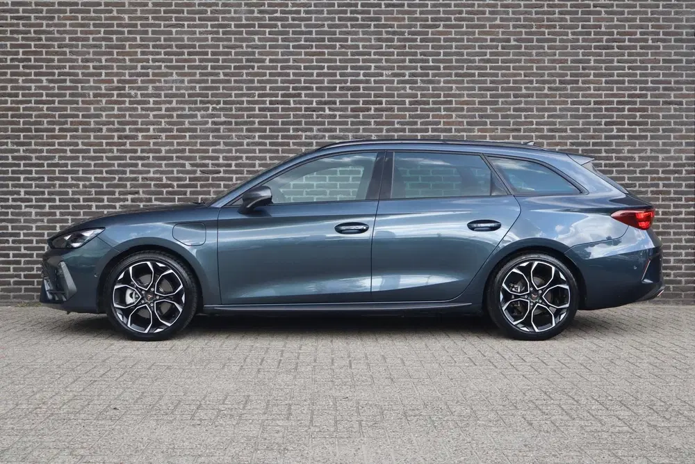 Cupra Leon 1.5 TSI e-Hybrid 204pk Business uit 2025, foto 12