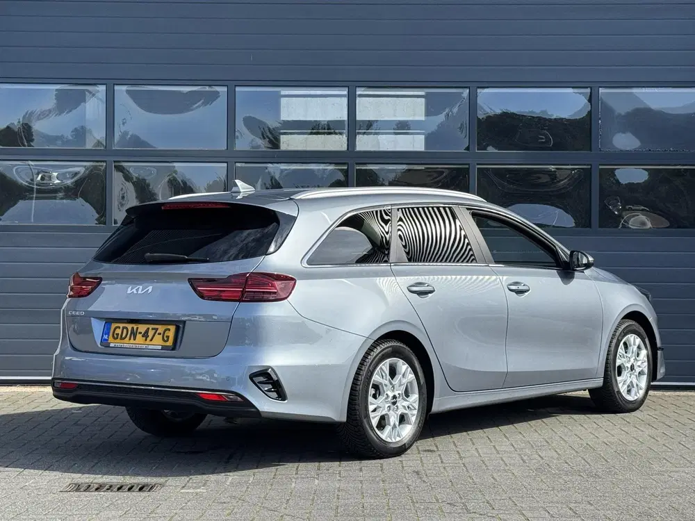 Kia Ceed 1.5 T-GDI DYNAMICPLUSLINE I AUTOMAAT I uit 2024, foto 3