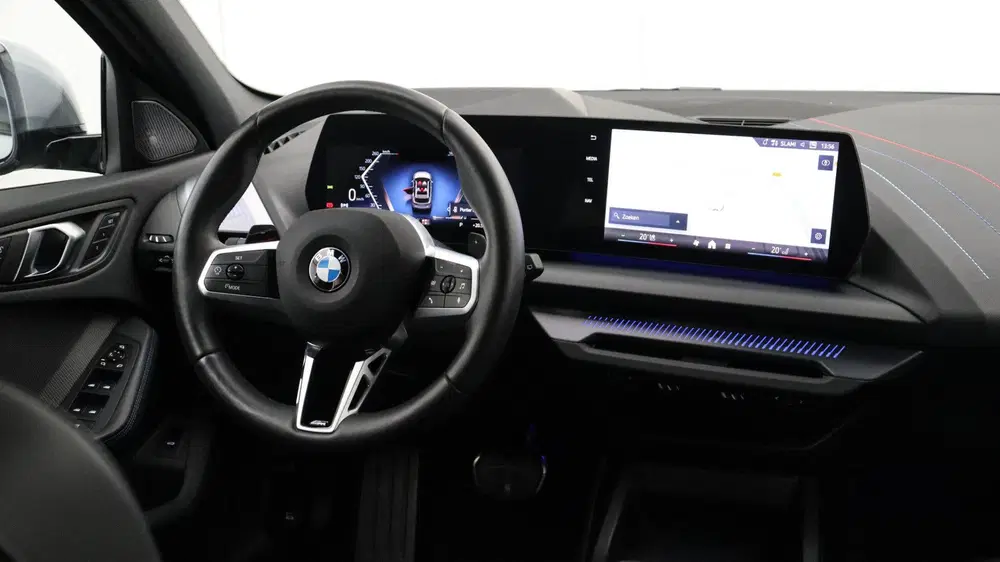 BMW 1-serie 120 M Sport Pro uit 2025, foto 12