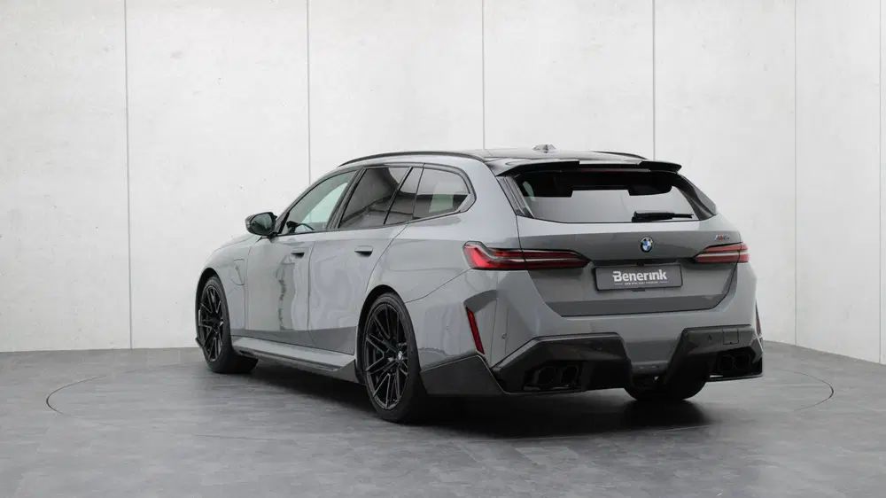 BMW M5 Touring M Performance uit 2026, foto 3