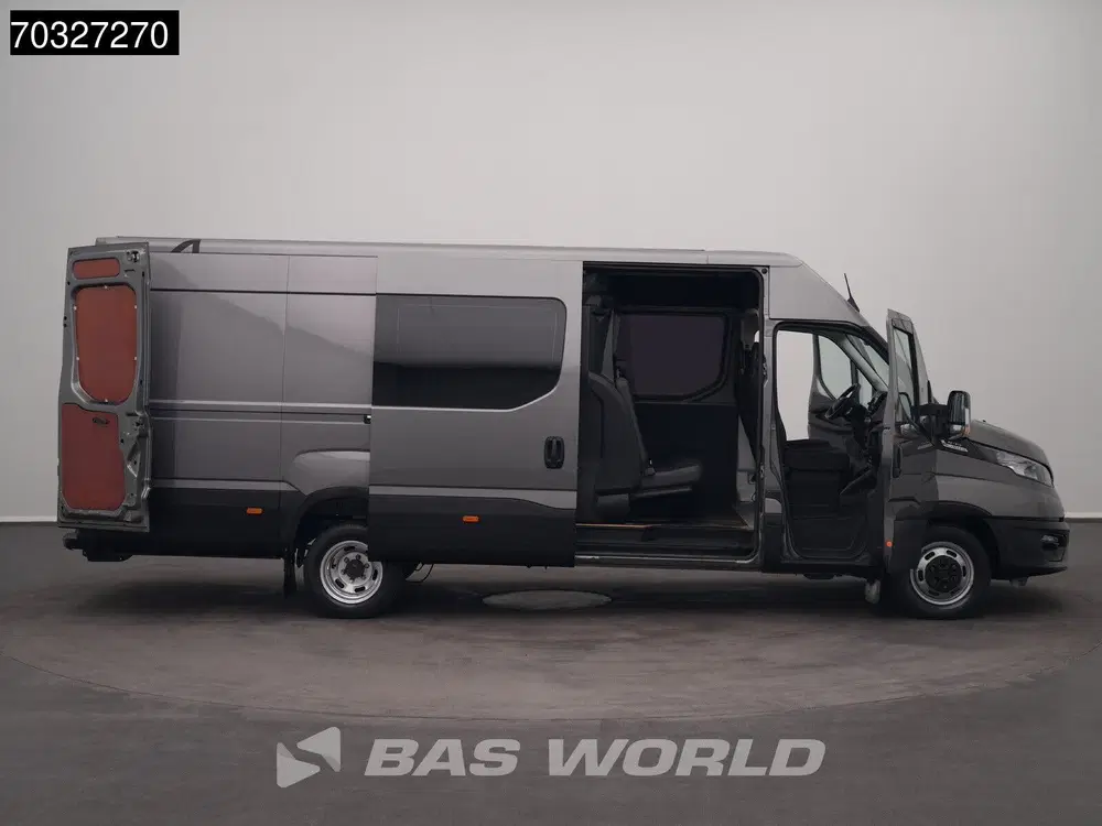 Iveco Daily 3.0L Dubbel Cabine Automaat 210PK 3 uit 2022, foto 10