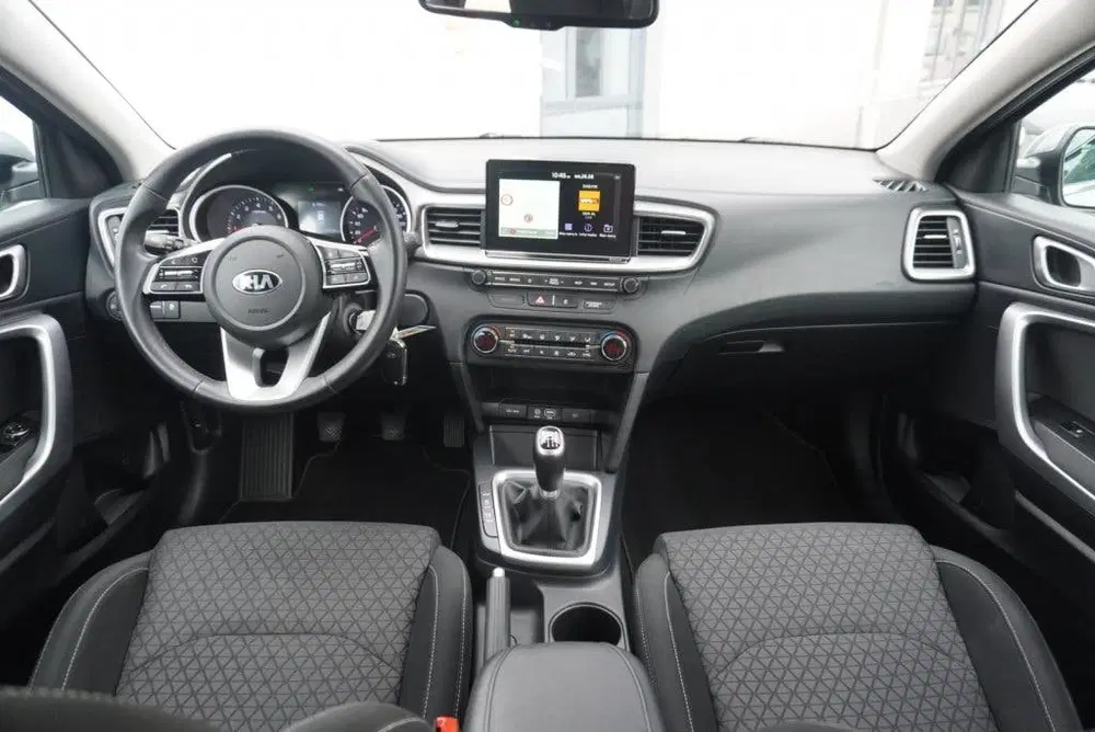 Kia Ceed 1.0 T-GDi DynamicLine CarPlay uit 2019, foto 11