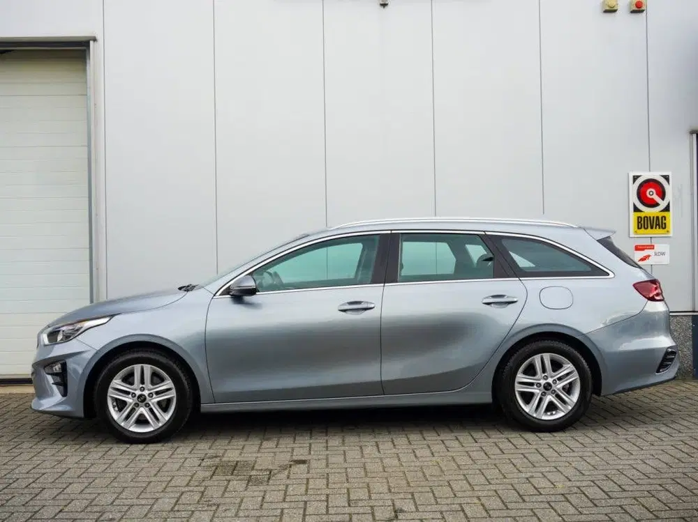 Kia Ceed 1.0 T-GDi DynamicLine CarPlay uit 2019, foto 4