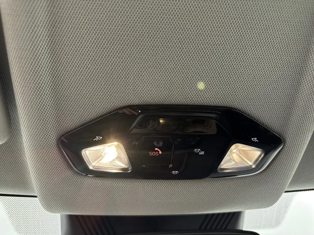 Mini Hatchback Cooper C Essential Automaat uit 2025, foto 15