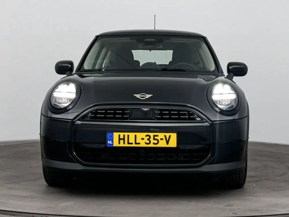 Mini Hatchback Cooper C Essential Automaat uit 2025, foto 5
